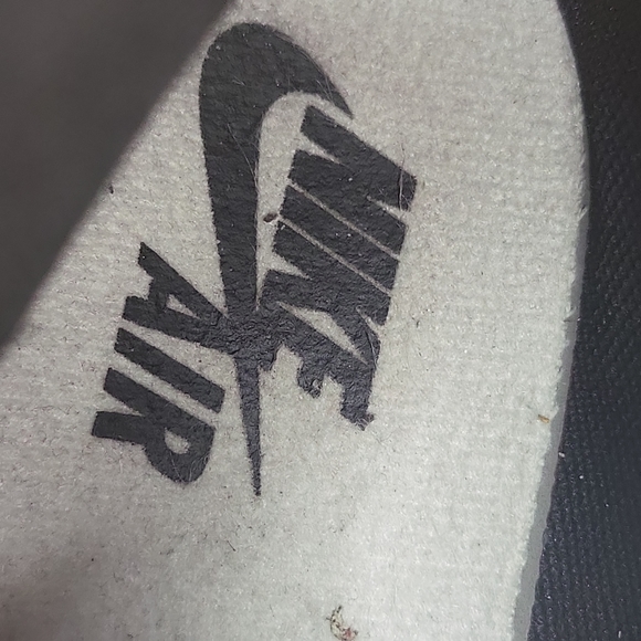 Size 7 - Jordan 1.5 The Return Bred 2015 VNDS CLEAN!!..Fits Men Size 7, Women Si - Picture 15 of 16